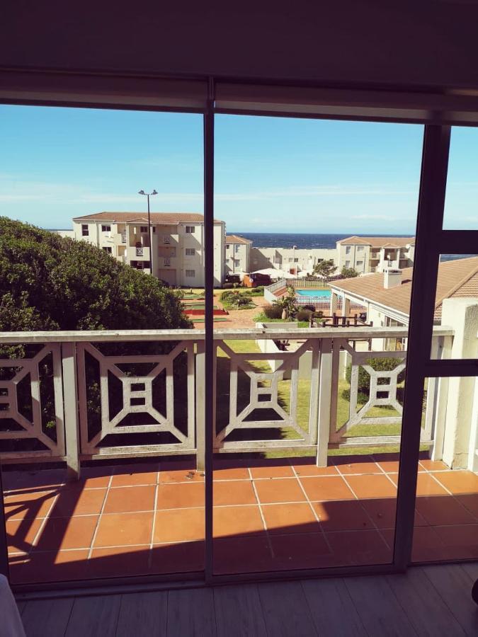 Апартаменти Getaway To Hermanus Beach Club Екстер'єр фото